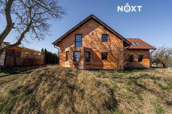 Prodej domu rodinný 252 m² pozemek 2968 m², Smilovice-Bratronice