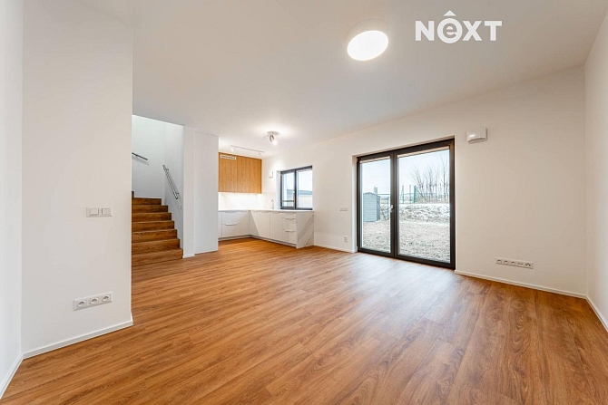 Prodej domu rodinný 102 m² pozemek 207 m², Na Pomezí, Hostouň
