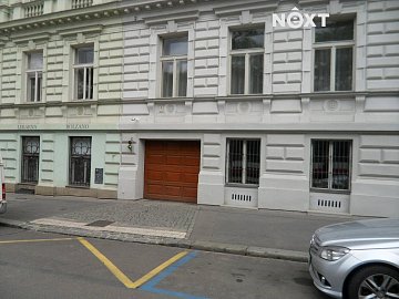 Pronájem prostor garážové stání 12 m², Praha