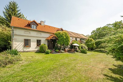 Prodej domu rodinný 290 m² pozemek 4007 m², Skapce