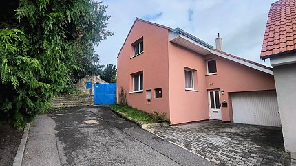 Pronájem domu rodinný 138 m² pozemek 330 m², Na Dunderce, Kladno-Švermov