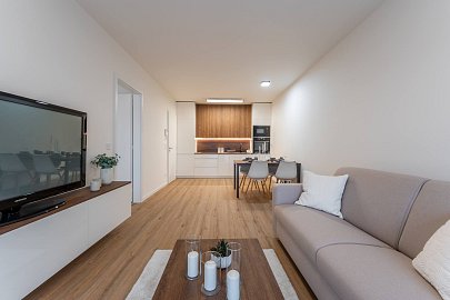 Prodej bytu 2+kk 41 m², Ke křížku, Kladno-Dubí