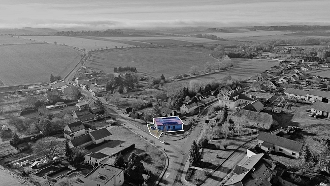 Pronájem komerčních prostor obchodní prostory 193 m², Studeněves