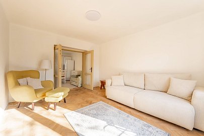 Pronájem bytu 2+1 48 m², Na dlouhém lánu, Praha-Vokovice