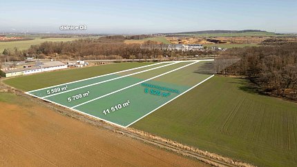 Prodej pozemku komerční pozemek 22806 m², Nad Benzinou, Veltrusy