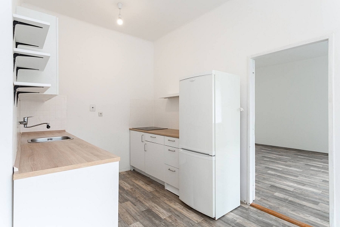 Pronájem bytu 2+kk 51 m², Za vokovickou vozovnou, Praha-Veleslavín