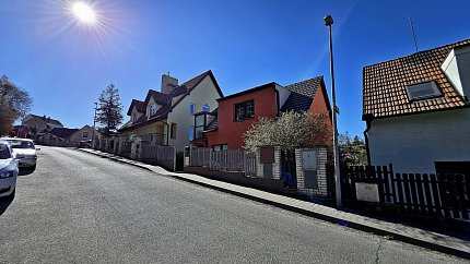 Prodej domu rodinný 125 m² pozemek 369 m², K Prelátům, Praha-Přední Kopanina