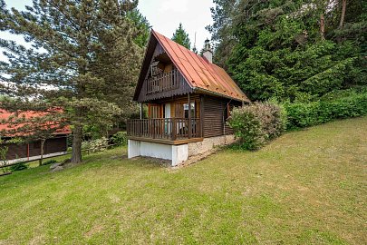 Prodej domu chata 37 m² pozemek 664 m², Vlkov