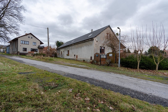 Prodej domu rodinný 304 m² pozemek 468 m², Běleč