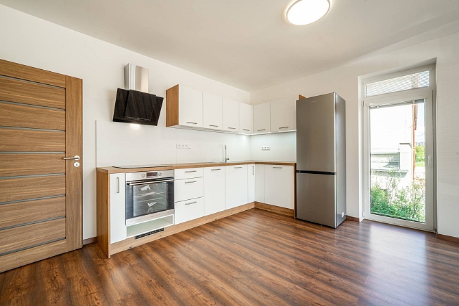 Pronájem bytu 2+kk 60 m², Lubenská, Rakovník-Rakovník II
